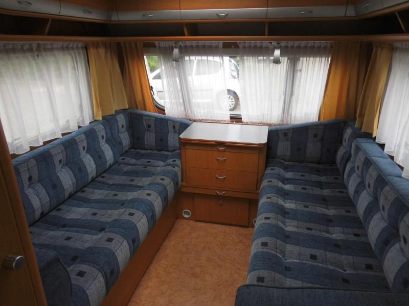 Dethleffs Lowlander 450 HK Mover, voortent. 
