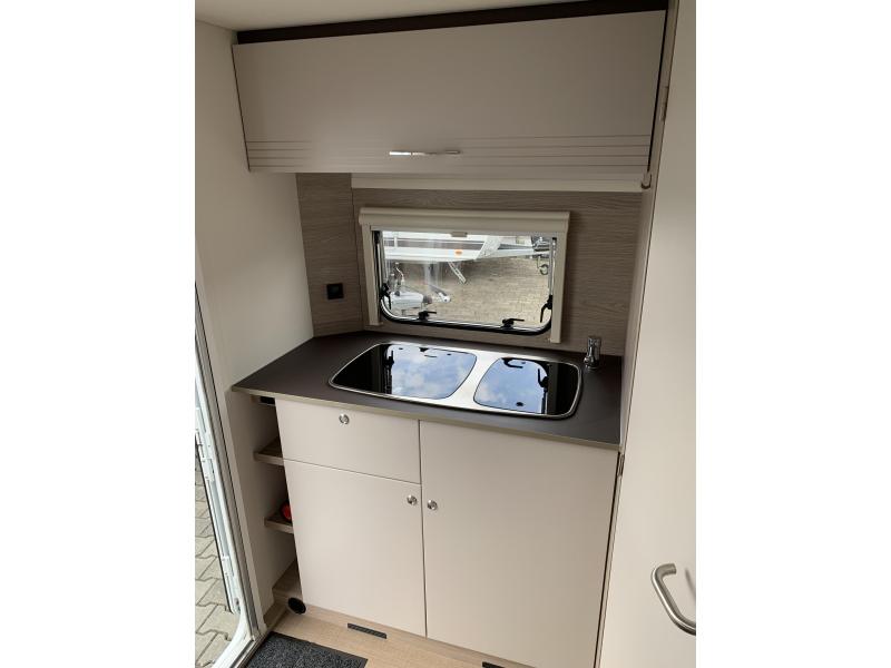 Bürstner Premio Life 425 TS - Mover - Thule luifel -  foto: 11