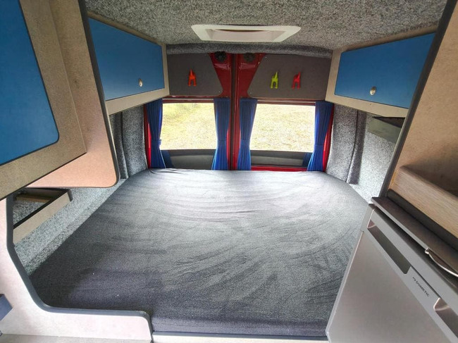 Renault Master autocaravana autom&aacute;tica, interior muy lujoso, cama transversal, aire acondicionado, control de crucero, c&aacute;mara, navegador, toldo, panel solar, maxxfan, enganche de remolque, foto: 20