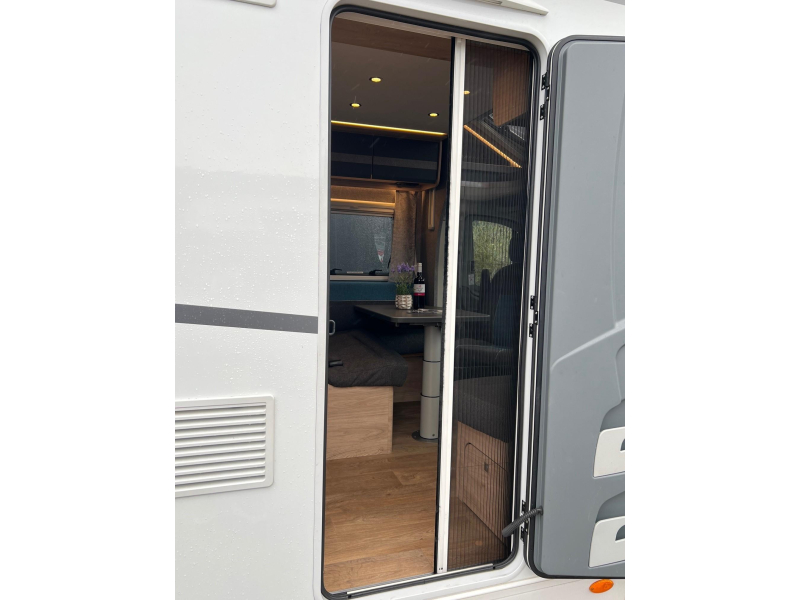 Dethleffs Just Go T 7055 EB Airco, Hefbed, Fietsenrek  foto: 8