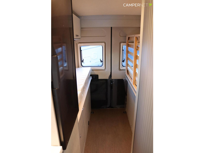Hymer Free 600 Campus 140hp Automatic | Pop-top roof | Diesel Heating | Awning | Bike rack | Outdoor gas connection | photo: 13