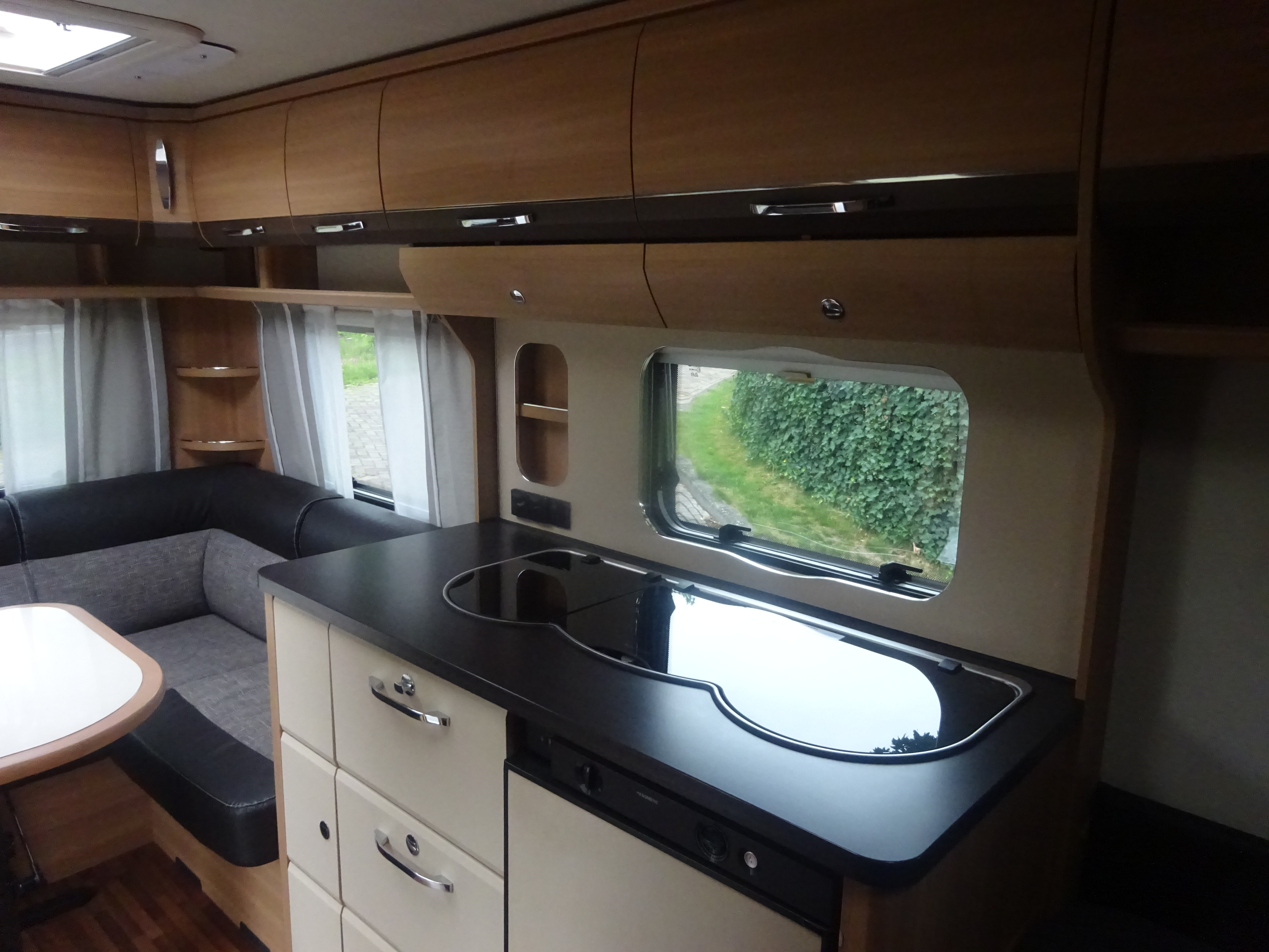 Lmc Passion 470D Met Frans Bed en Rondzit+Mover+Luifel foto: 17