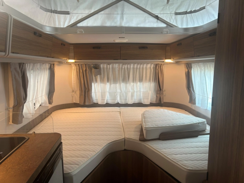 Eriba Touring Troll 542 &Uacute;ltima 542 foto: 6