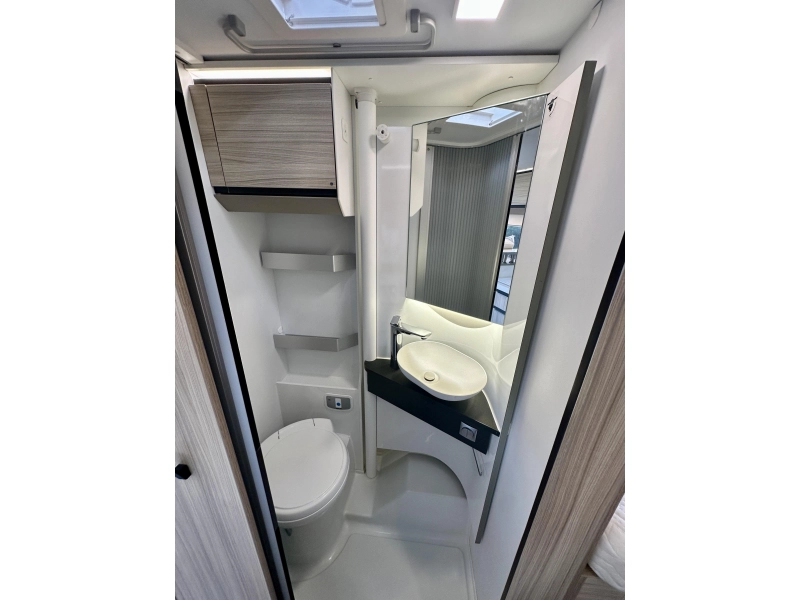 Adria Compact DL 60 Years Selection | zeer compleet!  foto: 15