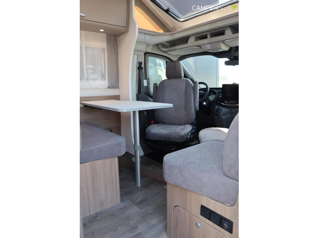 Carado T449T Edition26 165cv Autom&aacute;tico | Cama Queen | Chasis Maxi | Toldo | Bi-Xen&oacute;n | Ducha separada | Nuevo disponible en stock foto: 7