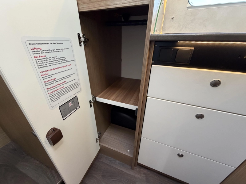 Carado Clever Edition 338 T Litio, 180CV Heossafe foto: 9