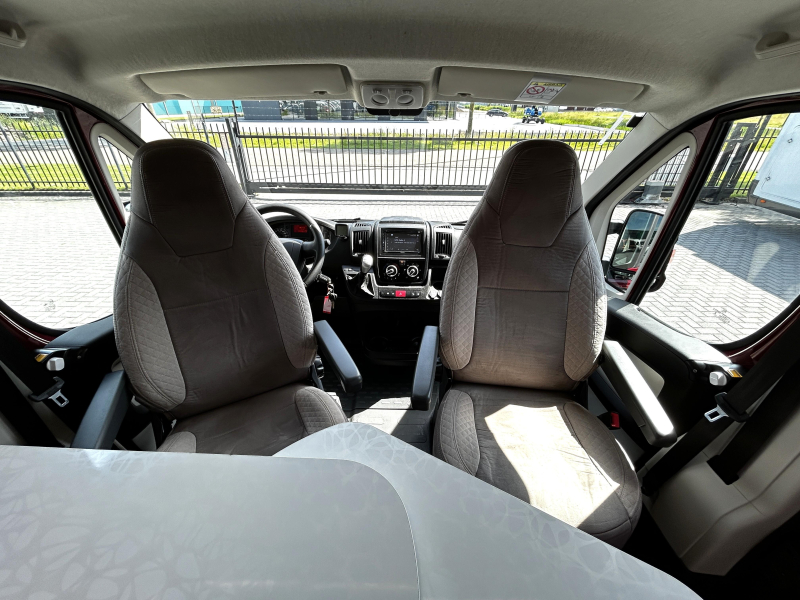 Chausson V Automaat/2019/Airco/Euro6  foto: 14