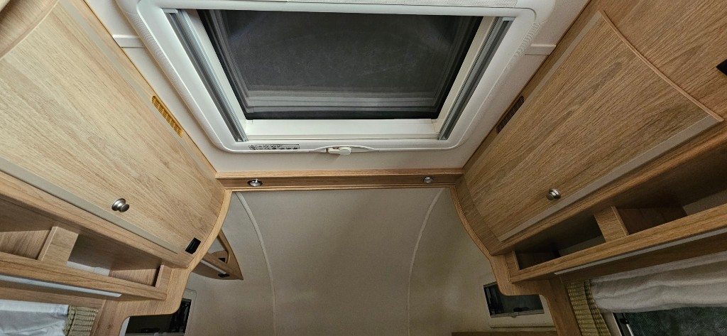 Volkswagen Transporter Pick Up foto: 13