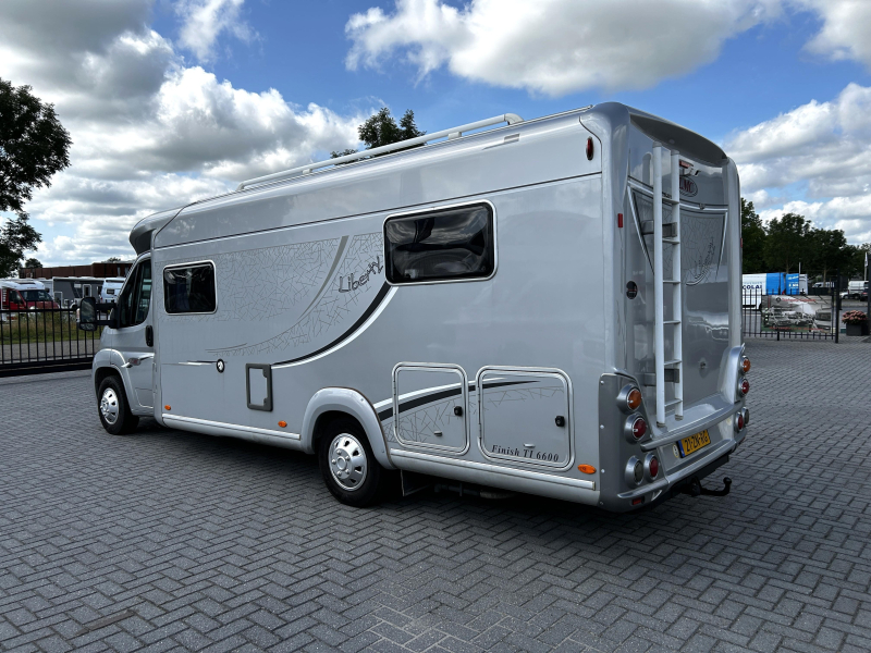 LMC Liberty Finish TI 6600 Enkele-bedden/2008/Airco!  foto: 2
