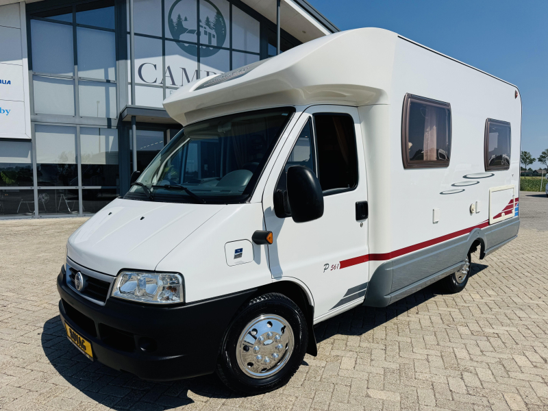 Homecar P 561 Aire acondicionado de motor Cama francesa foto: 6