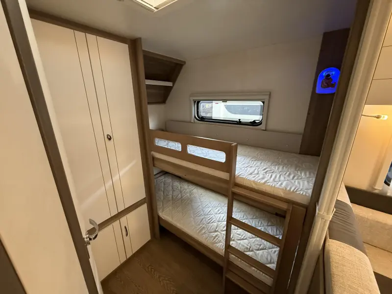 Hobby Excellent Edition 545 KMF COMPLEET  foto: 11