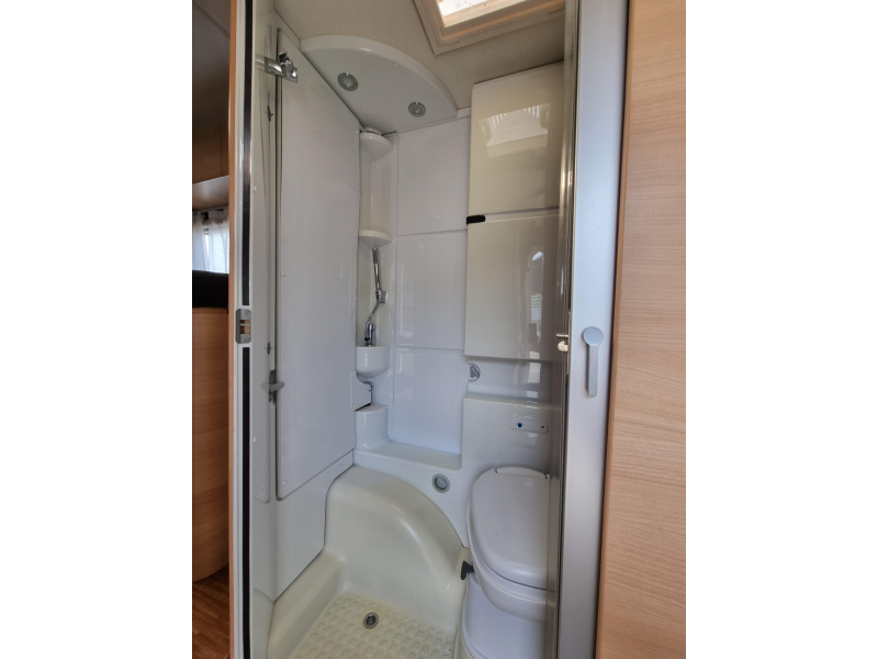 Weinsberg Imperiale 601 ME Foto: 18