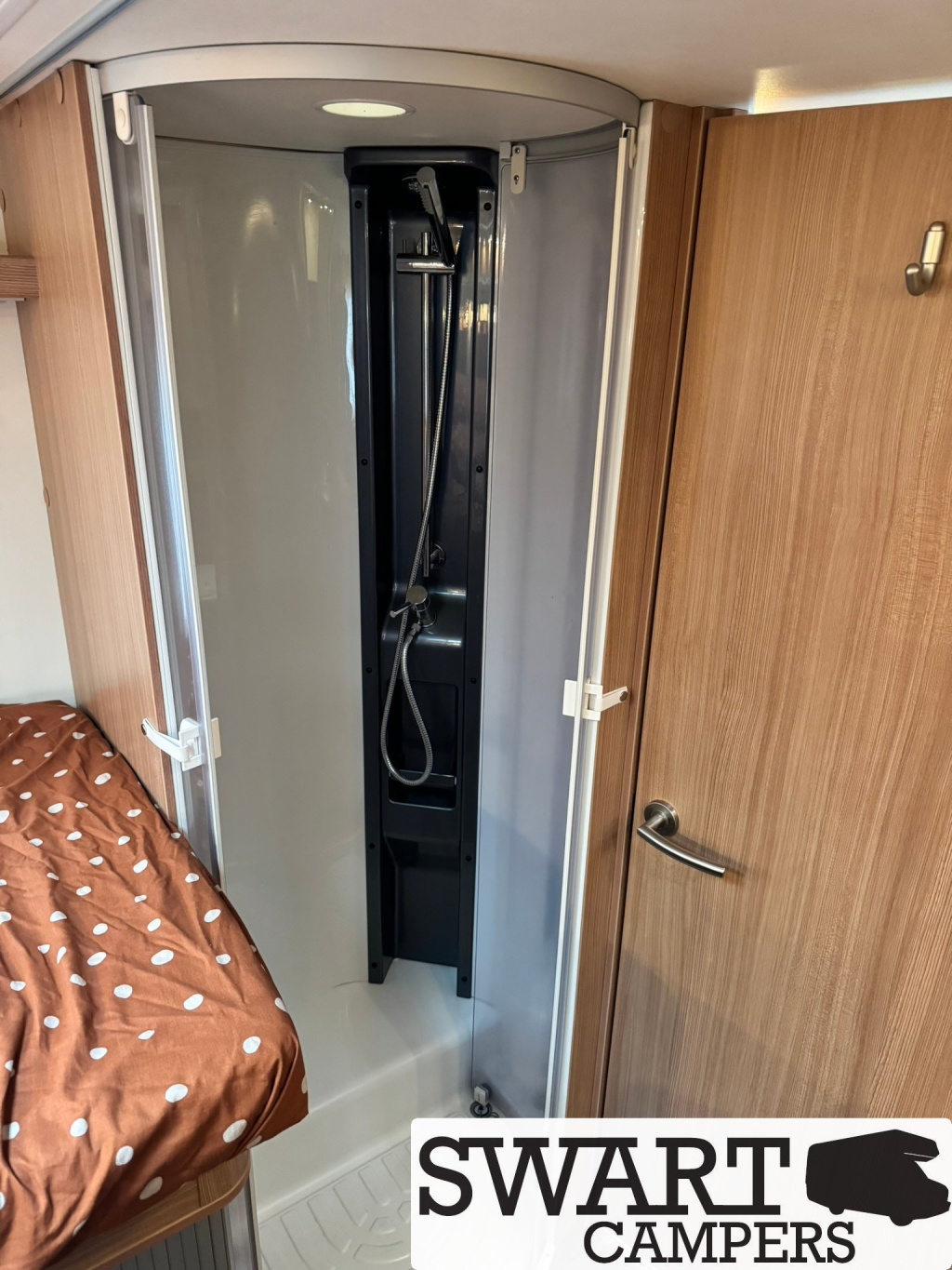 Knaus Sky TI 700 MEG Silver Selection, Enkele bedden 150 pk foto: 14