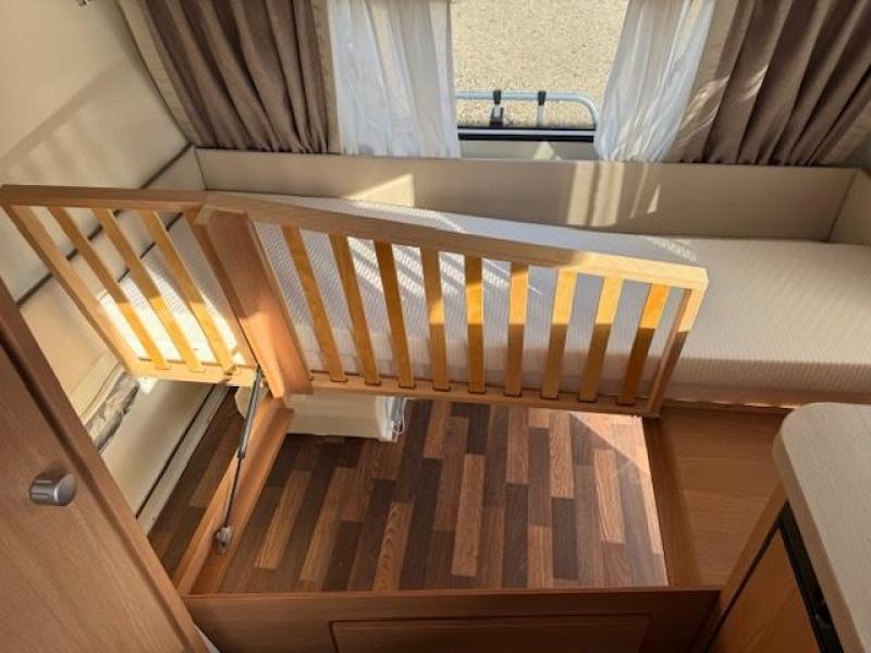 Knaus Sport 400 QD kleine caravan  foto: 17