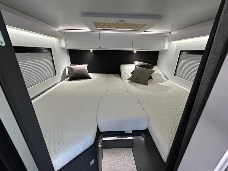 Adria Compact Max DL SL160pk Dieselkachel  foto: 18