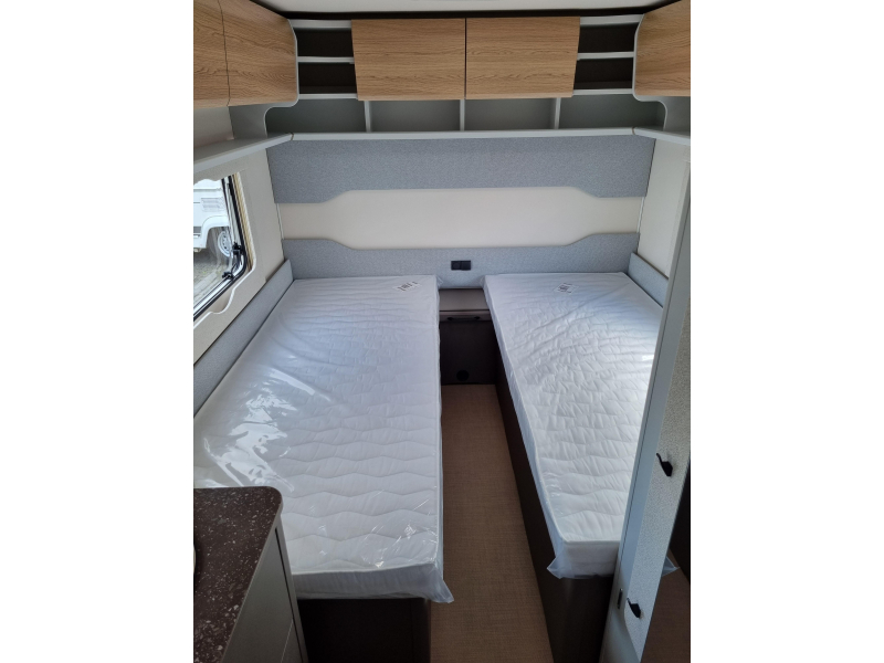 Bürstner B66 535 TL  foto: 11