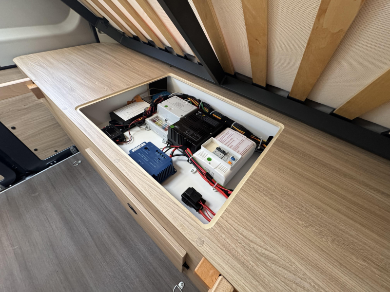 Knaus BoxLife Pro 600 Super Deal full options  foto: 18
