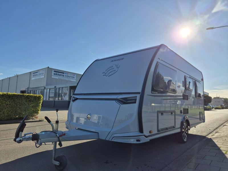 Knaus Sudwind Black Selection 450 FU foto: 3