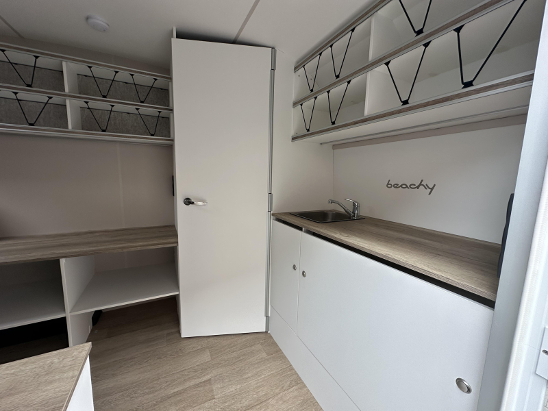 Hobby Beachy 420 Incl. thule fietsendrager  foto: 4