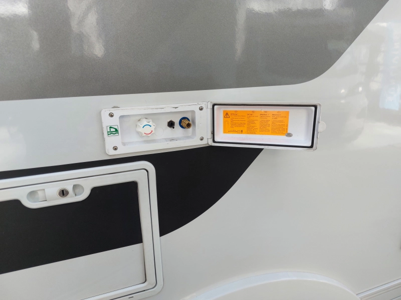 Sun Living A 75 DP 6 Slaapplaatsen/airco  foto: 13