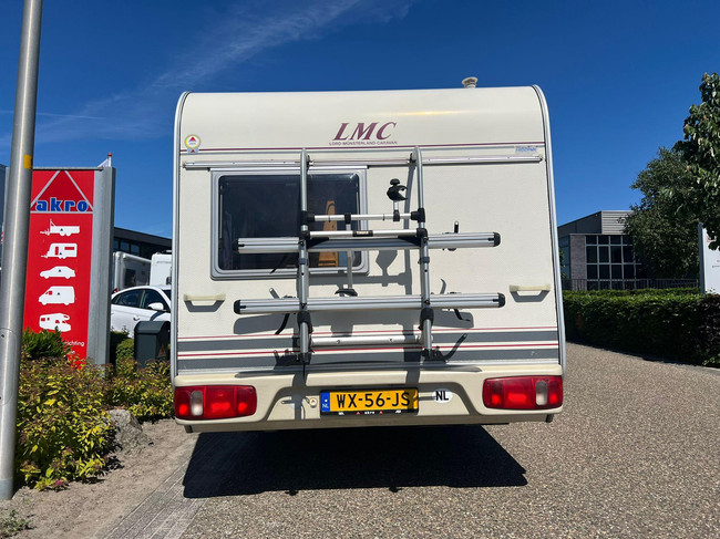 LMC 450 | Porte-v&eacute;los | Mover semi-automatique | Dinette | Auvent | Chauffage photo : 5