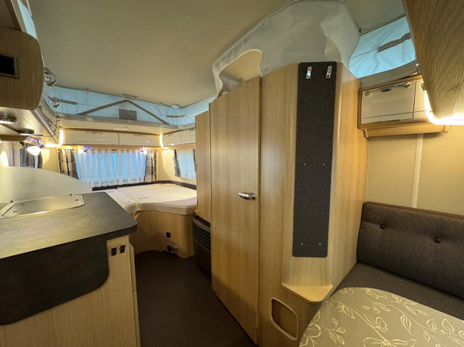 Eriba Touring Troll 542 GT 60 Years Mover Cassetteluifel INCL STALLING foto: 13