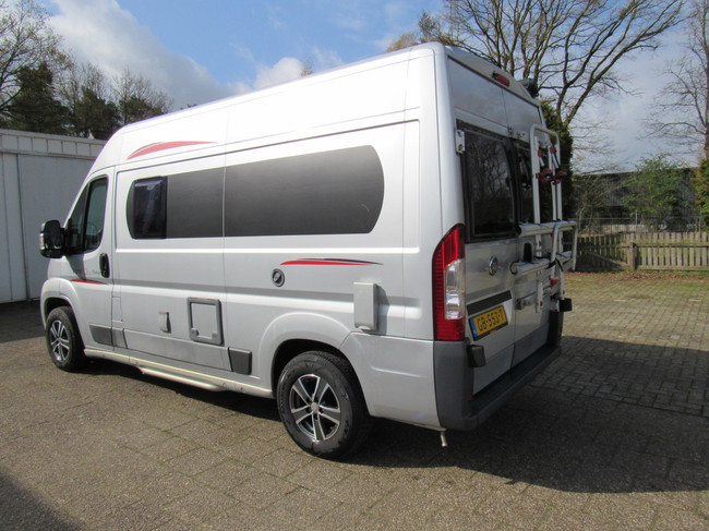 Challenger VANY 02 S Prestige Kastenwagen Festbett Bj12-2012 Foto: 3