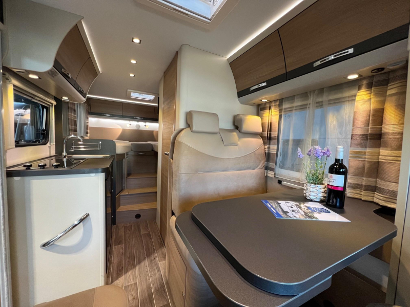 Adria Compact Axess SL Lengtebedden, TV, compact  foto: 10