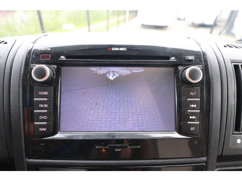 Knaus Sky Wave 700 MEG 4-Persoons/Enkele bedden  foto: 14