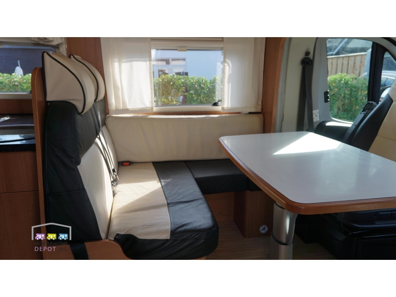 LMC Breezer 730 H Black Edition Foto: 9