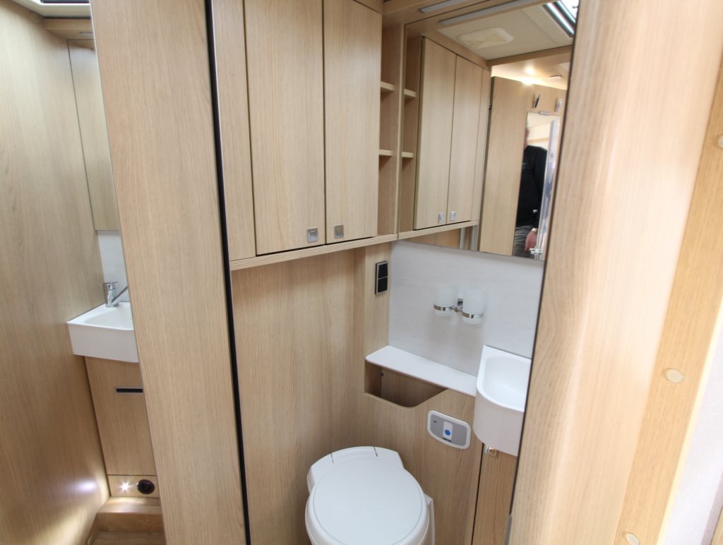 HYMER B690MC photo : 8