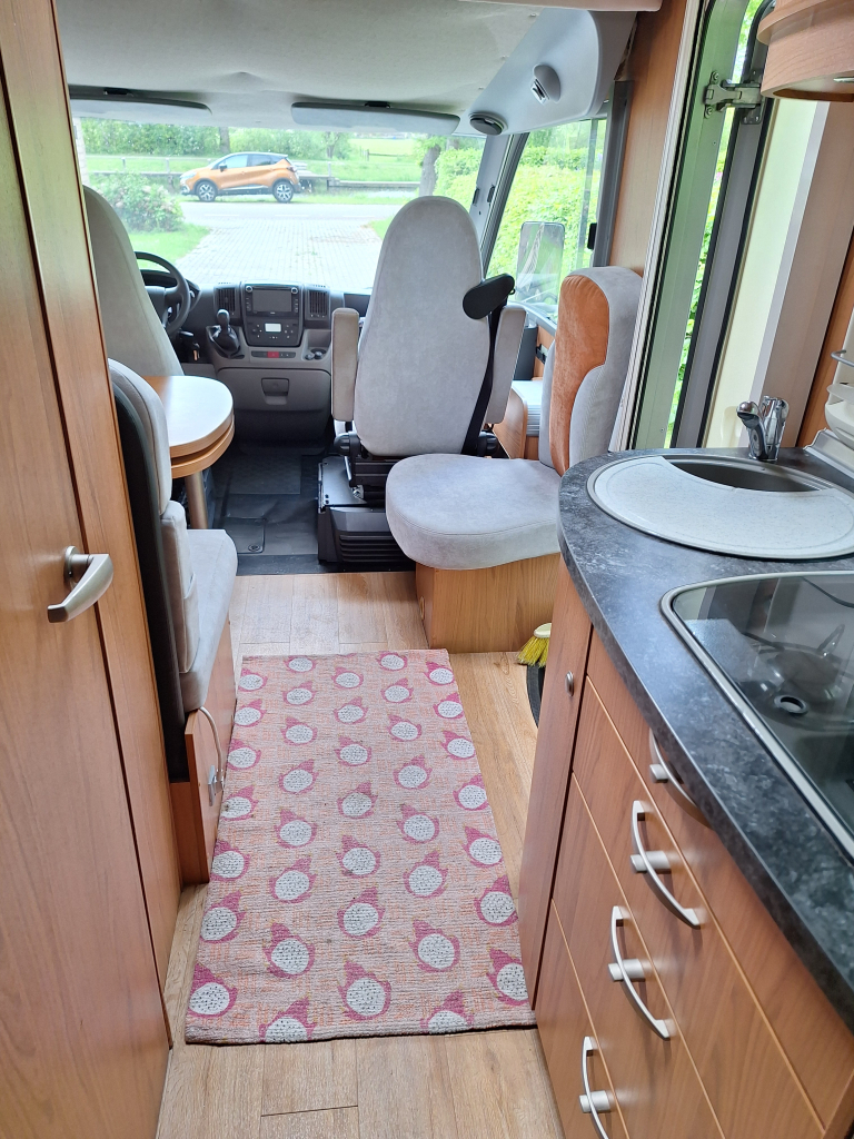Burnster Aviano 725 i foto: 6