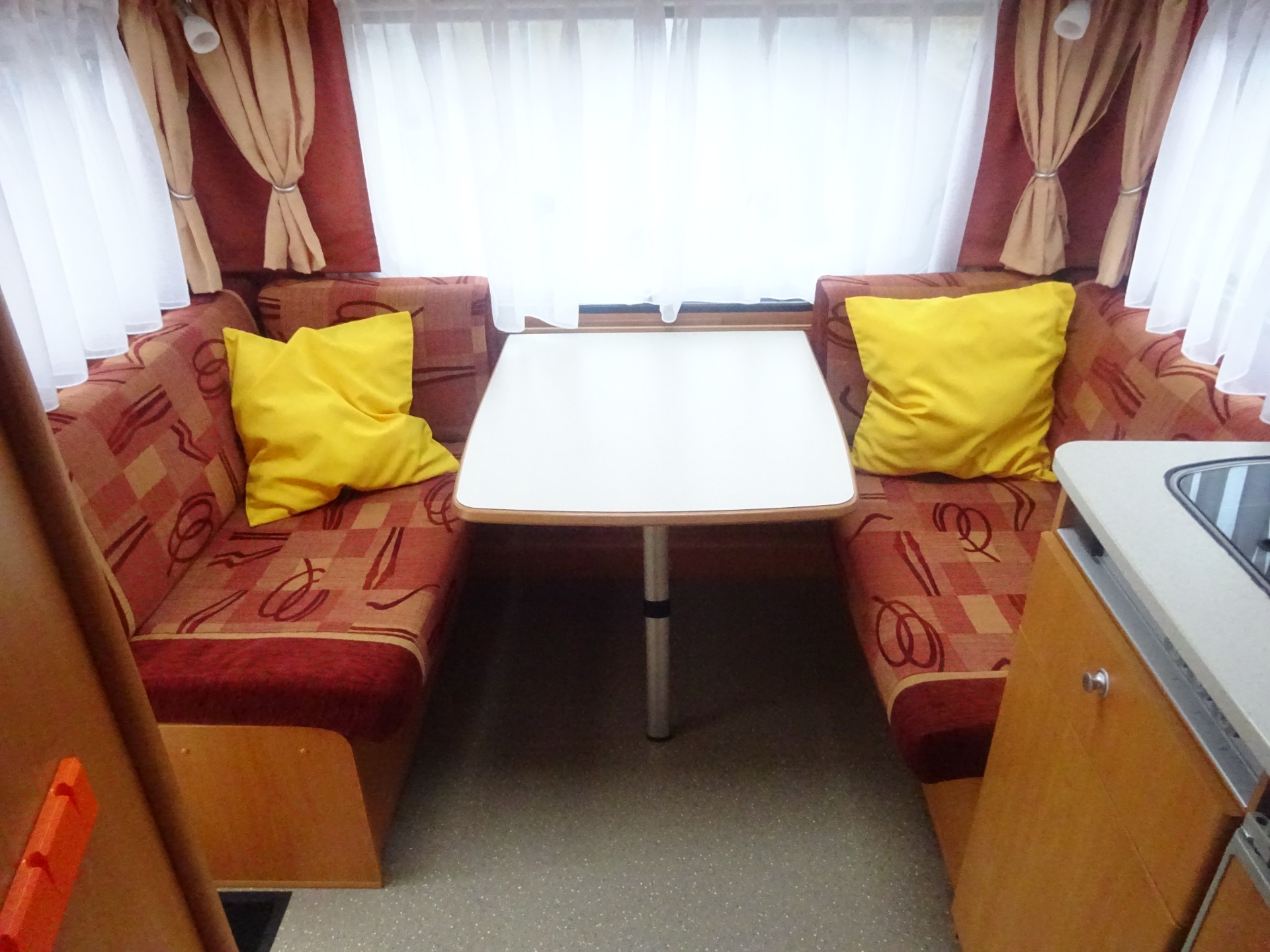 Dethleffs Tourist 450 Enkele Bedden+Mover #LICHTGEWICHT# foto: 16