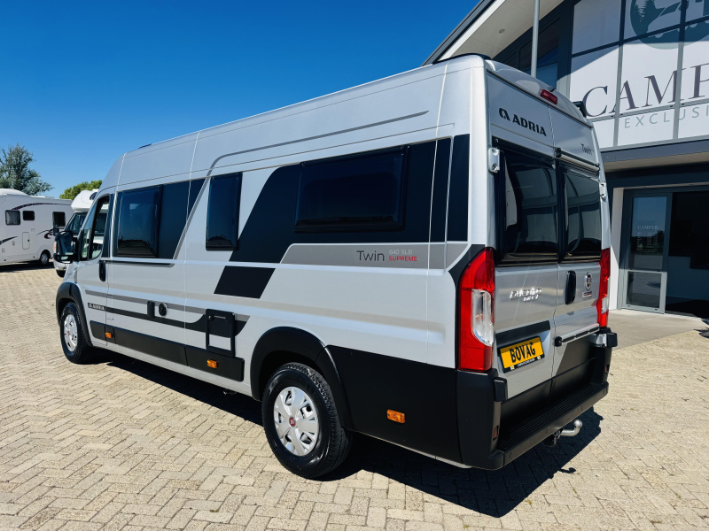 Adria Twin Supreme 640 SLB Camas individuales foto: 9
