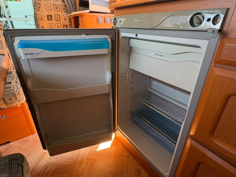 Adria Coral 660 DP Airco,XLGarage,Fixed bed photo: 14