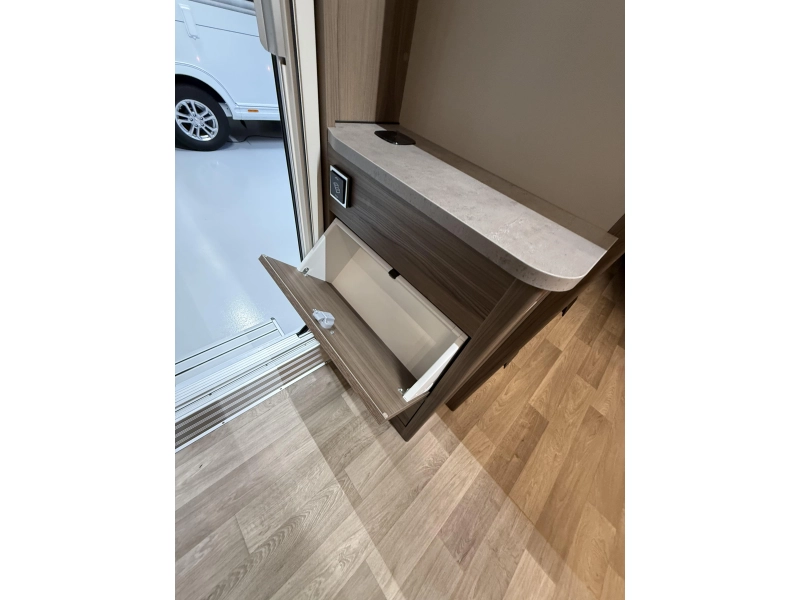 Kabe Royal 560 XLKS Model 2026 - KingSize  foto: 10