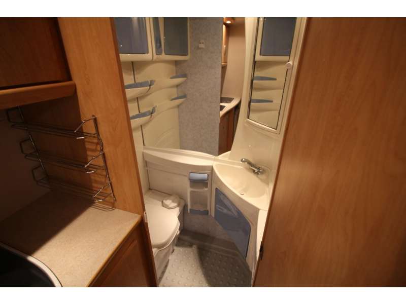 Caravelair Eldorado 420 Avance, Portabicicletas, foto: 14