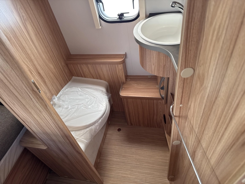 Eriba Feeling 425 Neville MOVER GRATUIT photo : 5