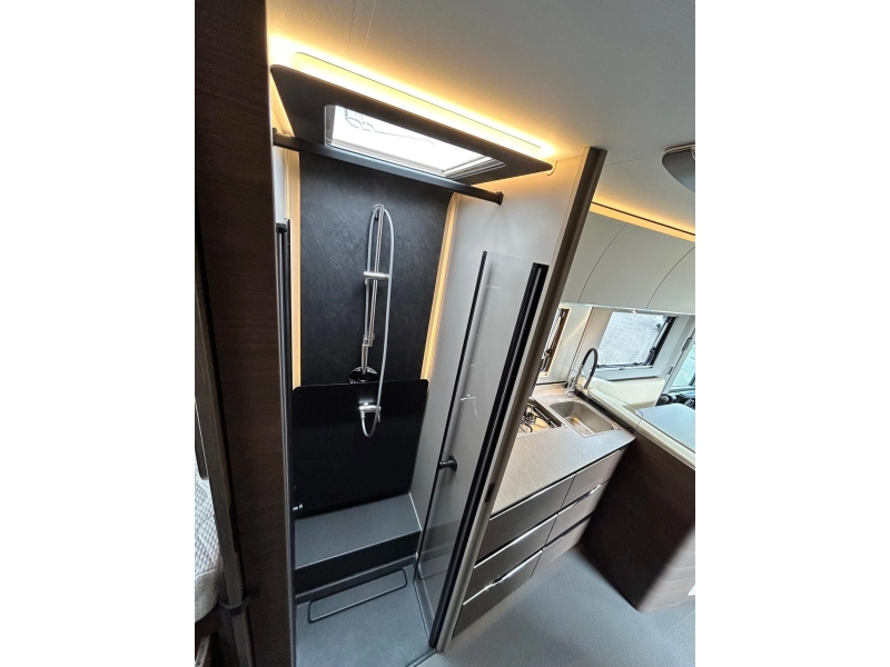 Adria Supersonic 780 SL 360 Grad Kamera, Luxussitze Foto: 15