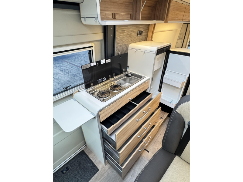 Hymer Yellowstone 640 - Lit long de 205 cm ! - photo : 8