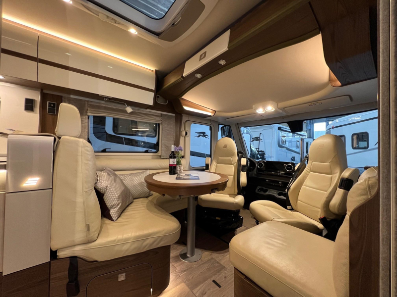 Hymer B ML I 780 schotel, airco, enkelbed  foto: 1