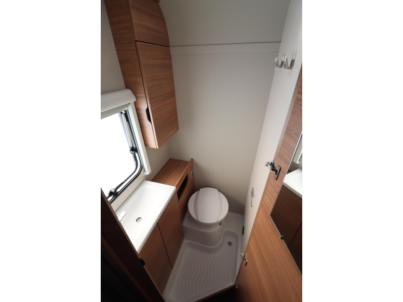 Weinsberg CaraOne Edition HOT 390 QD MEGA DESCUENTO / 597 foto: 10