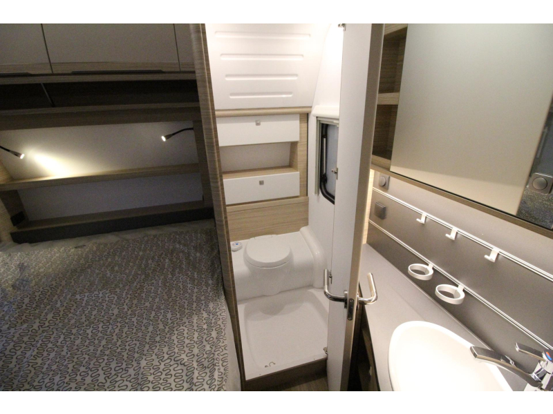 Fendt Bianco Selection 465 SFB Model 2026  foto: 18