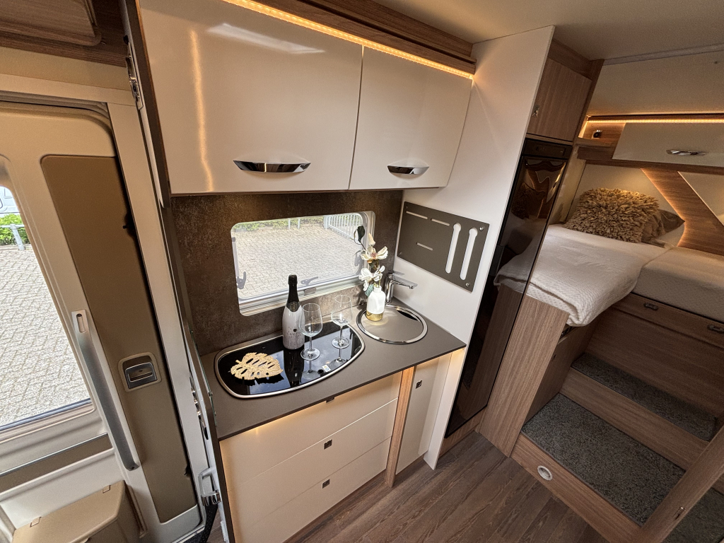 B&uuml;rstner Lyseo Harmony 690 CAMAS INDIVIDUALES+CAMA ABATIBLE MERCEDES foto: 6