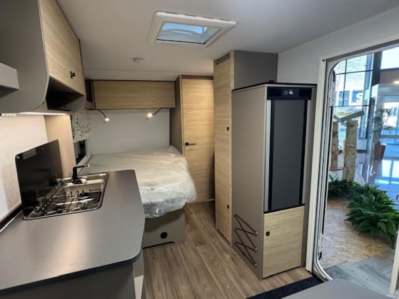 NEXT 380 NIEUW LICHTGEWICHT FENDT  foto: 15