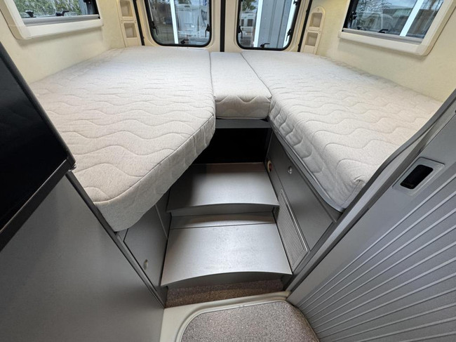 Adria Twin 640 SLX Enkele bedden 6.40m foto: 16