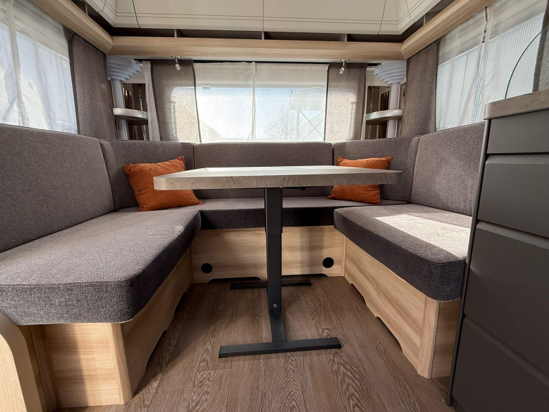 Hobby De Luxe 460 UFE Nieuw | Actie model 2026  foto: 10
