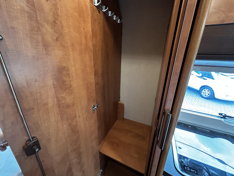 Carthago Chic C-Line I 4.2 Dwarsbed/2015/Euro-5/6.7M  foto: 26
