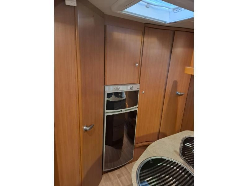 Chausson Sweet MAXI 670 130PK Hefbed Airco  foto: 9