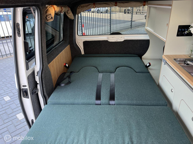 Volkswagen T6 Florida buscamper L1H1 2021 two-tone foto: 7